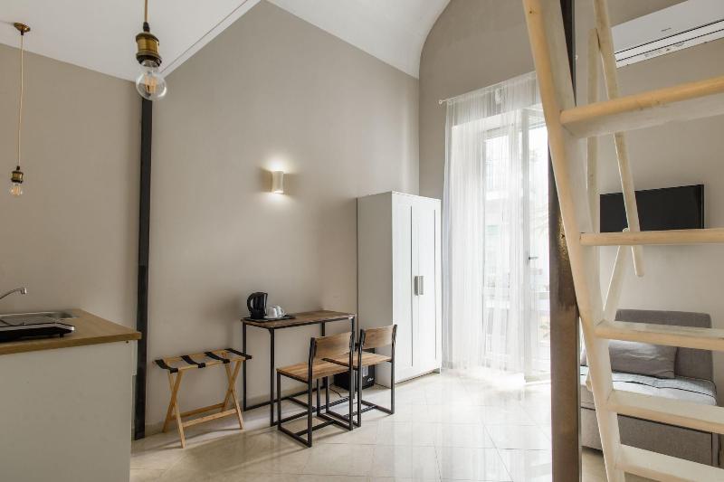 Residence Santa Teresa A Chiaia image