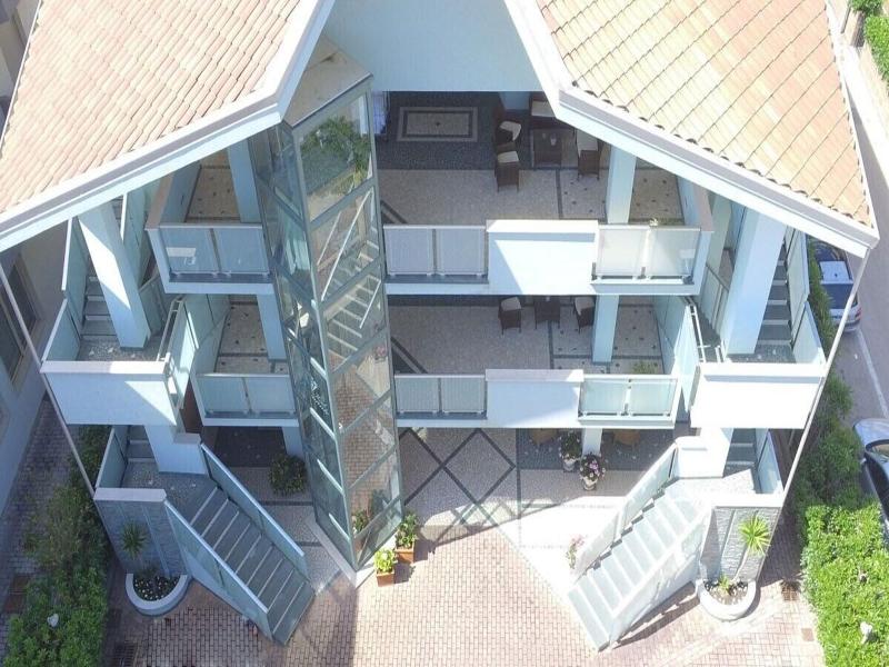 Hotel Diamante image