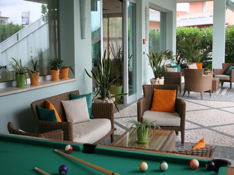 Hotel Diamante image