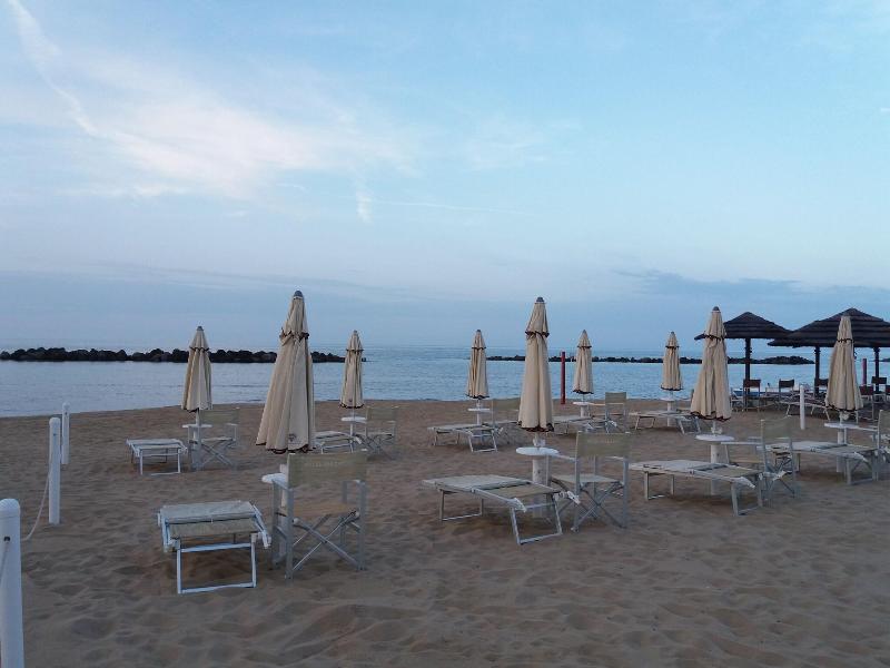 Hotel Diamante image