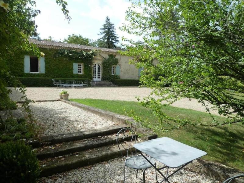Domaine De L Espelette image