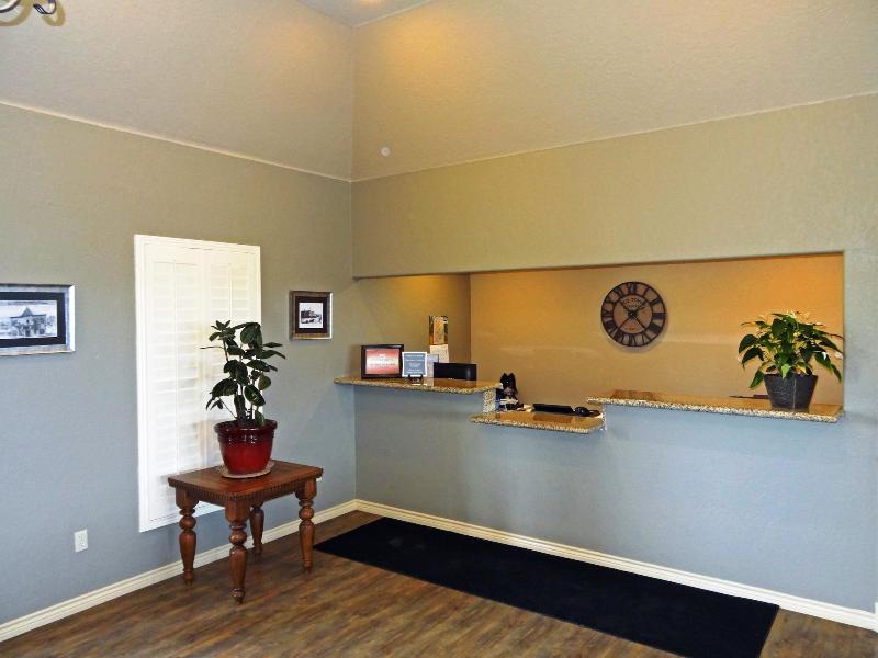 Kenedy Inn Suites