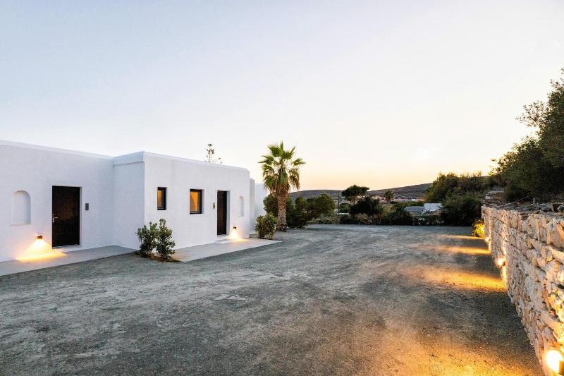 Omilos Beachfront House image