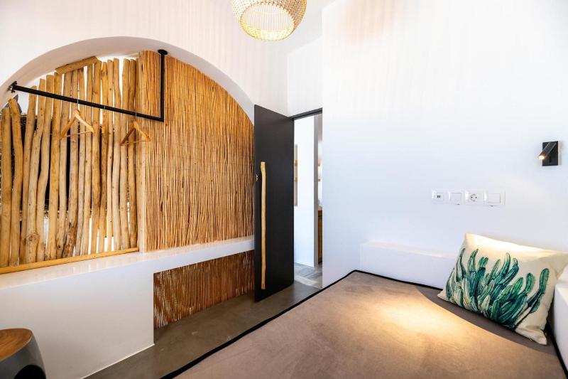 Omilos Beachfront House image