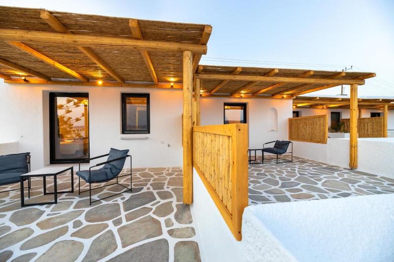 Omilos Beachfront House image