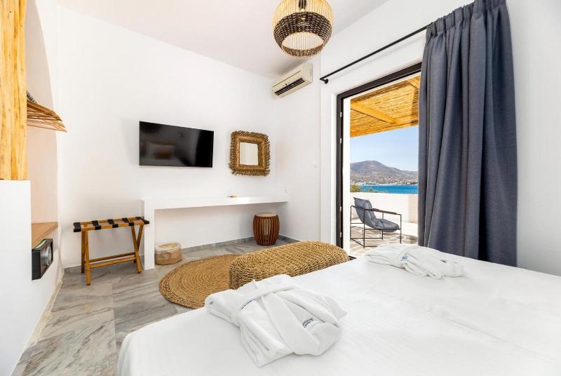 Omilos Beachfront House image