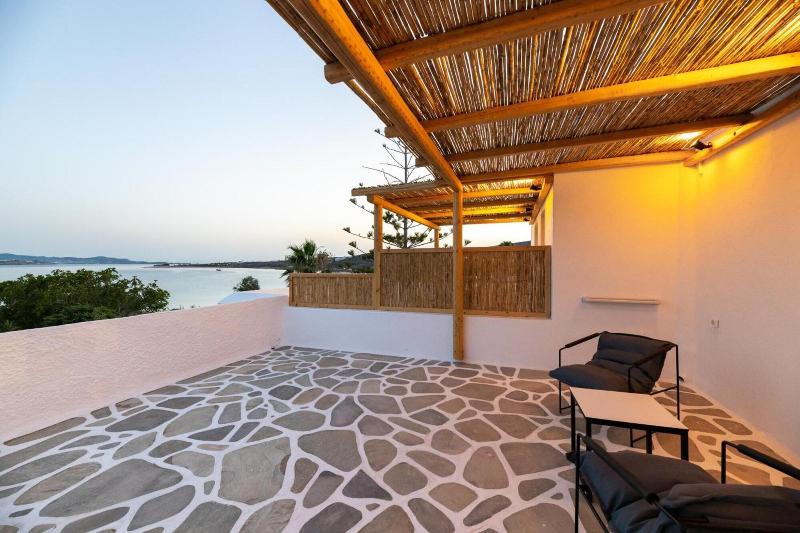 Omilos Beachfront House image