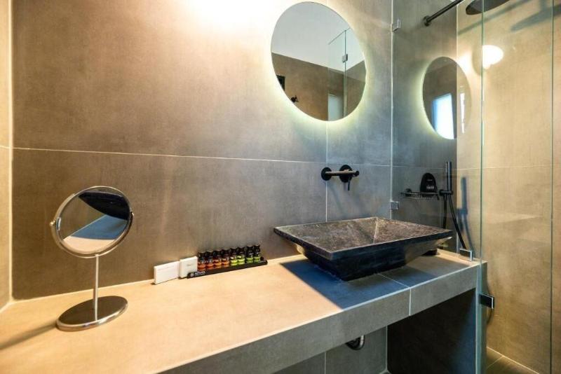 Omilos Beachfront House image