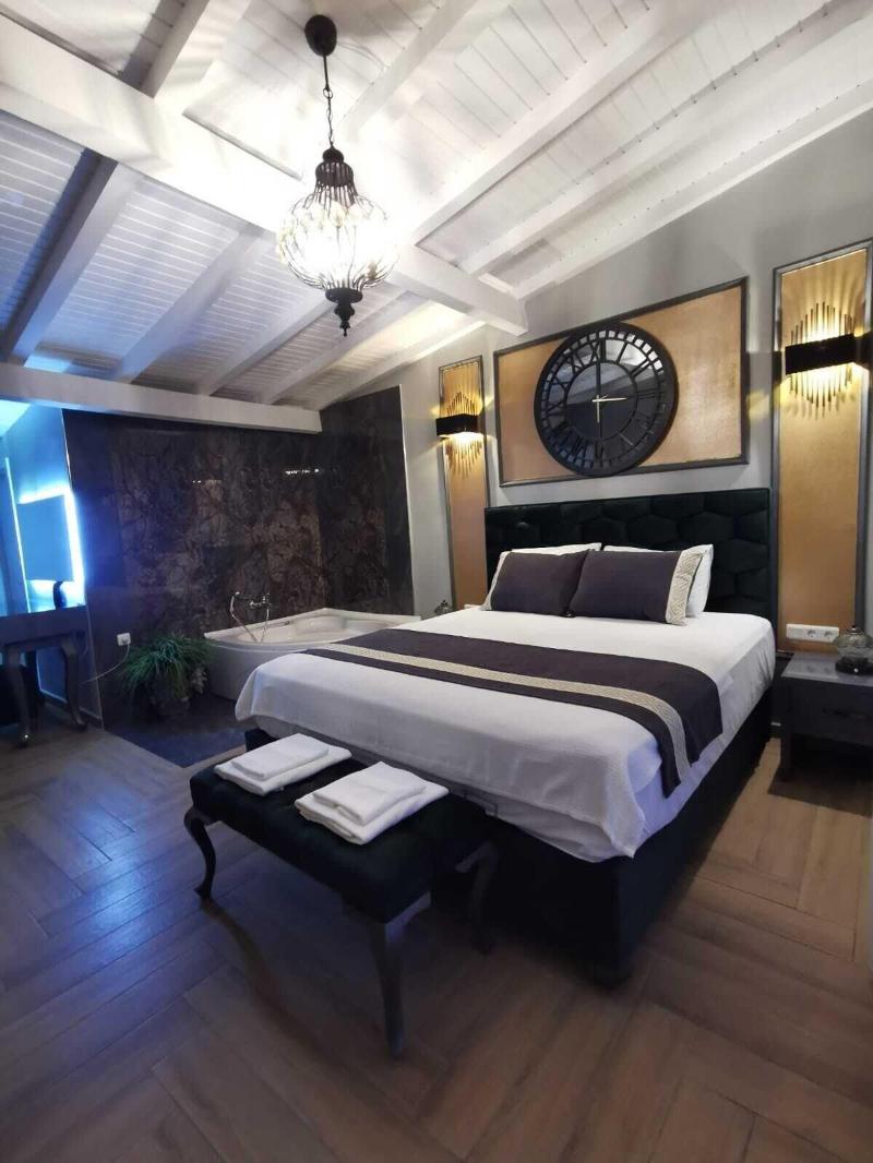 Viya Plus Cesme image