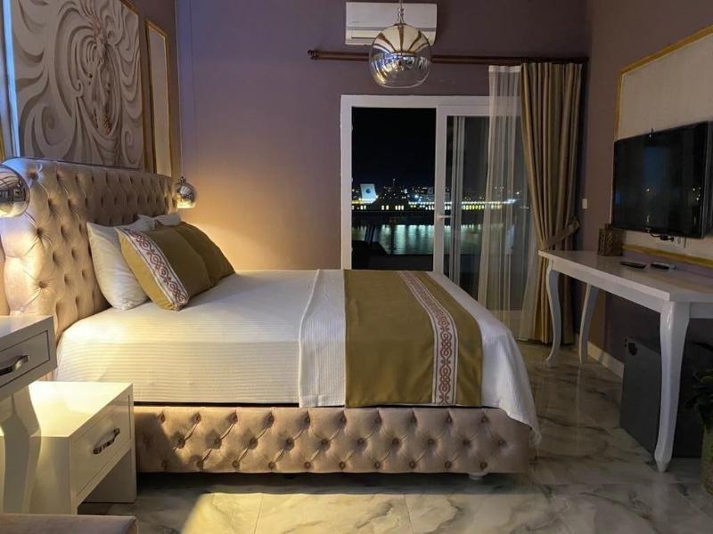 Viya Plus Cesme image