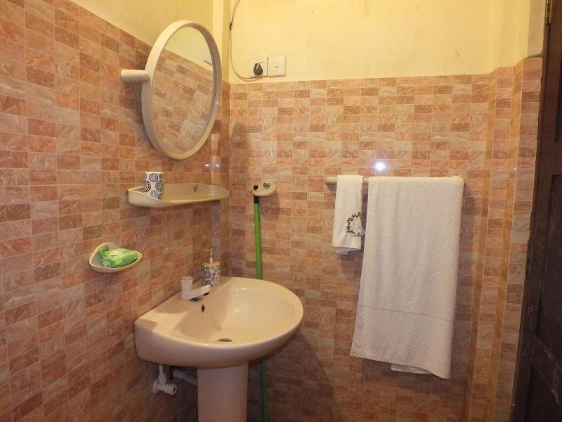 Hillsview Rest And Guest House image
