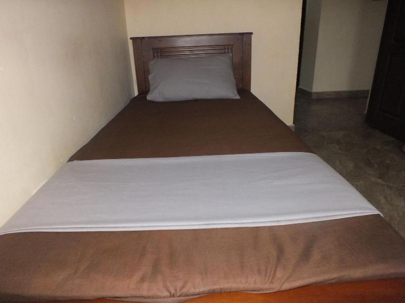 Hillsview Rest And Guest House image