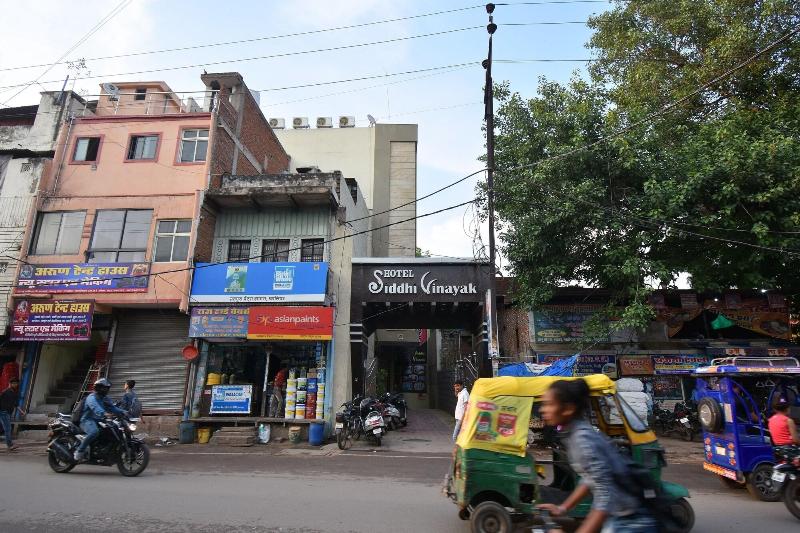 60291 Hotel Siddhi Vinayak