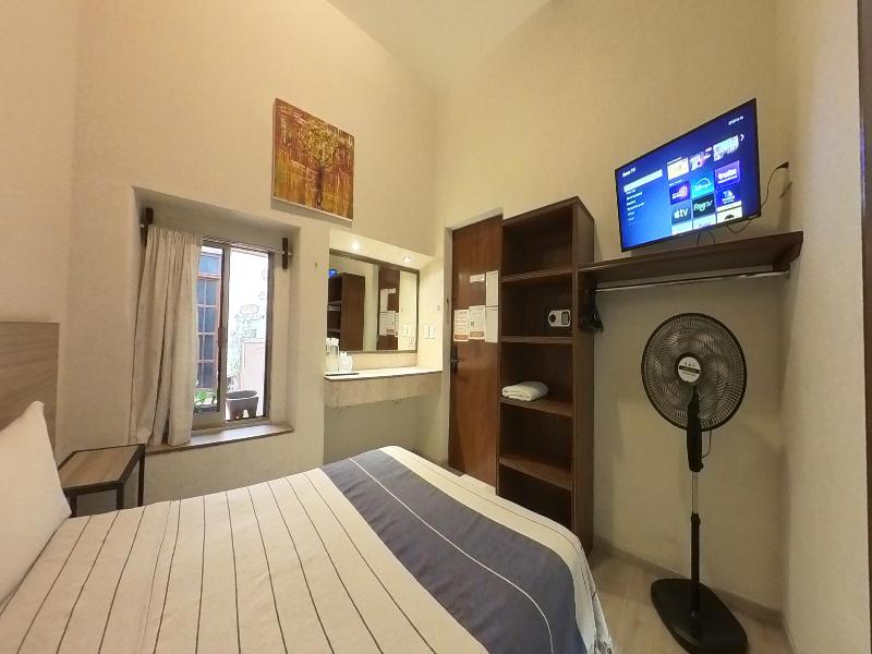 Hotel Don Nino image
