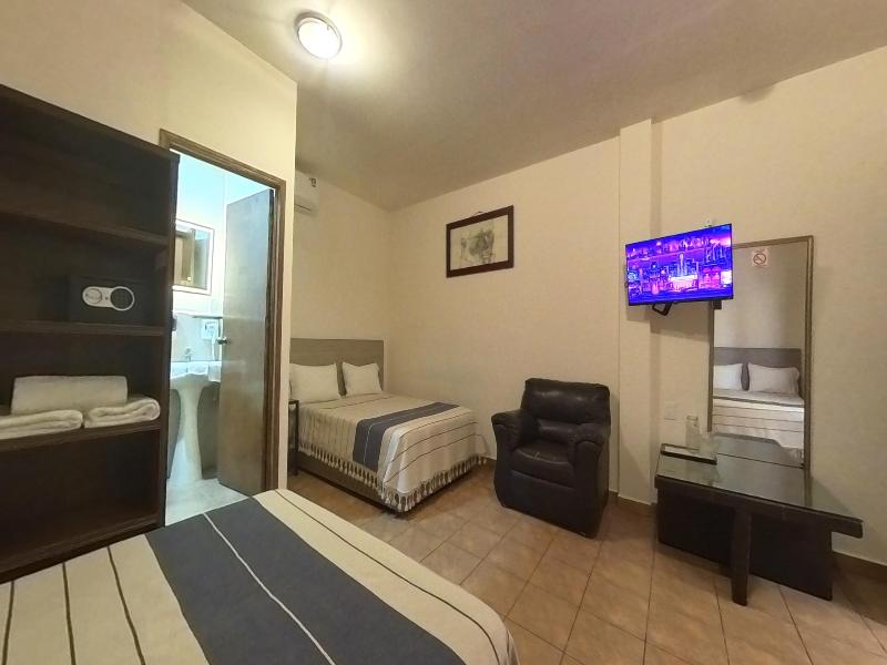 Hotel Don Nino image