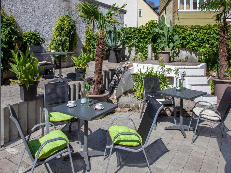 Relax Hotel Stuttgart image