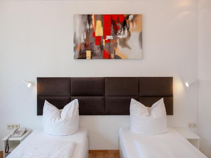 Relax Hotel Stuttgart image