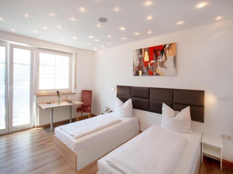 Relax Hotel Stuttgart image