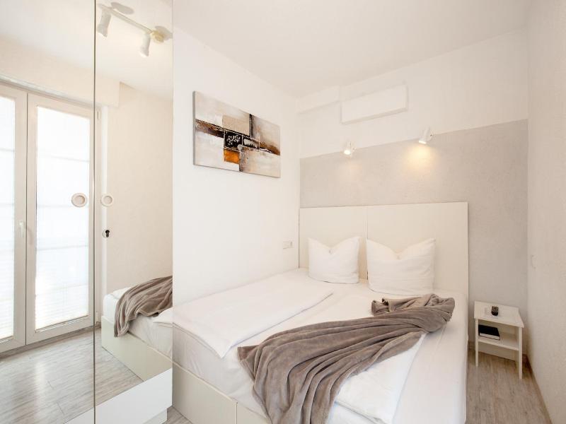 Relax Hotel Stuttgart image