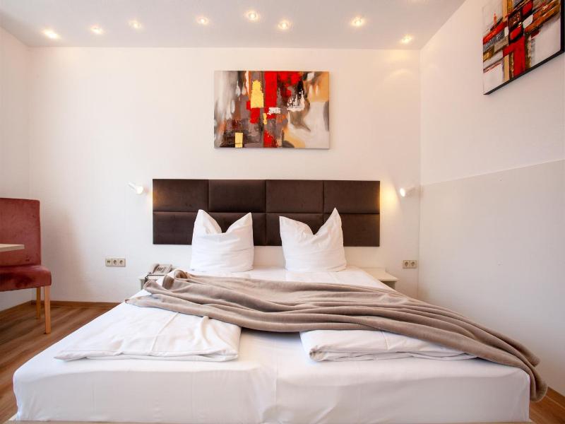 Relax Hotel Stuttgart image