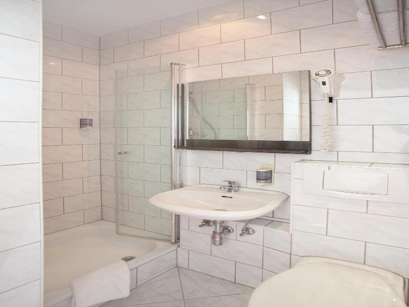 Relax Hotel Stuttgart image