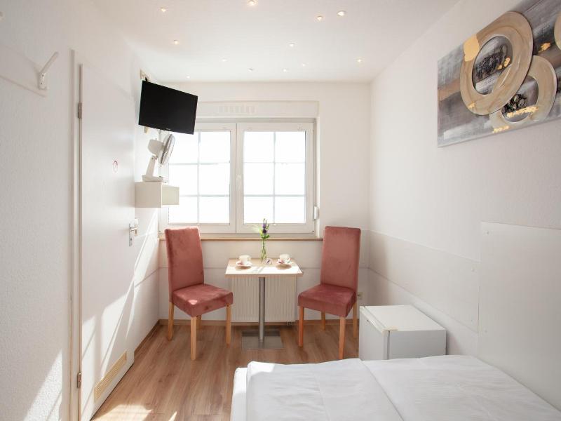 Relax Hotel Stuttgart image
