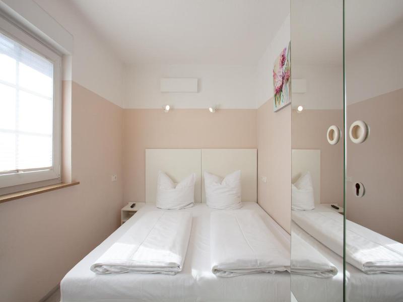 Relax Hotel Stuttgart image