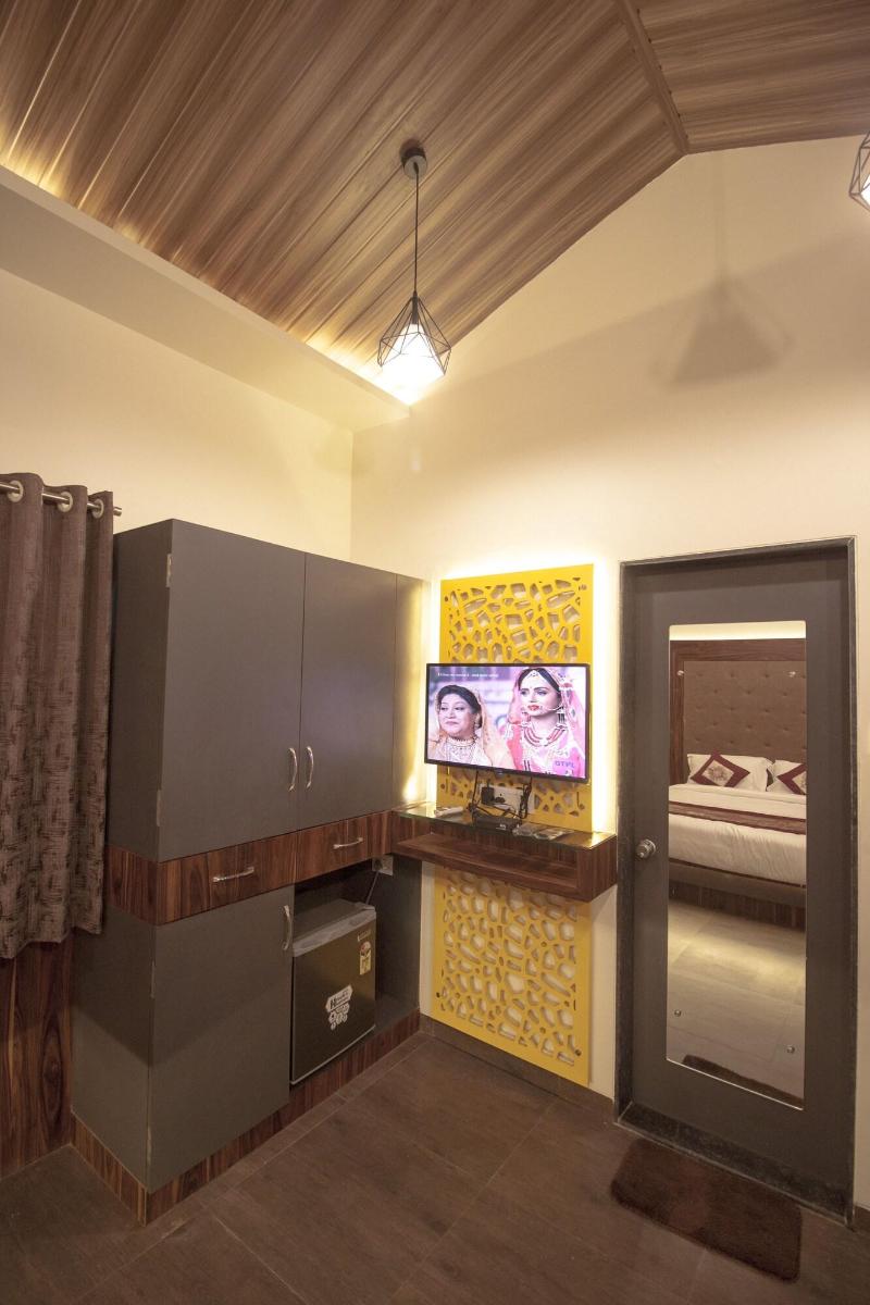 Onella Regency image