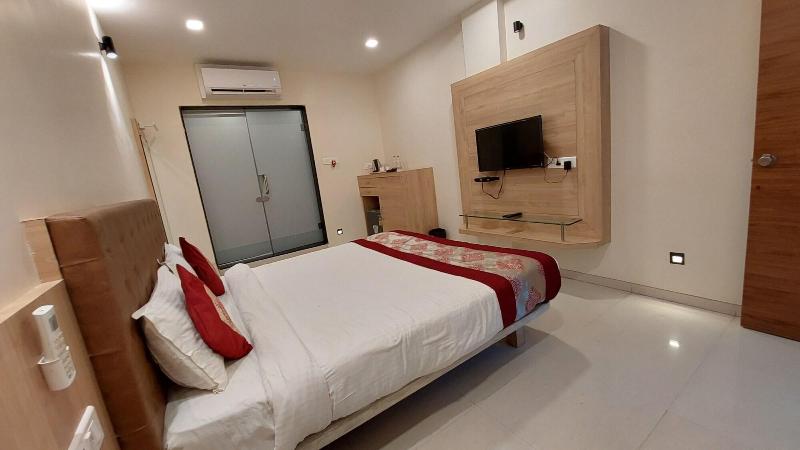 Onella Regency image