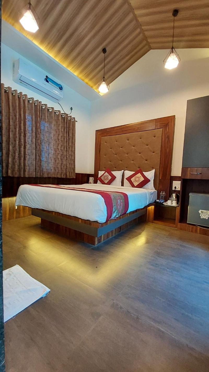 Onella Regency image
