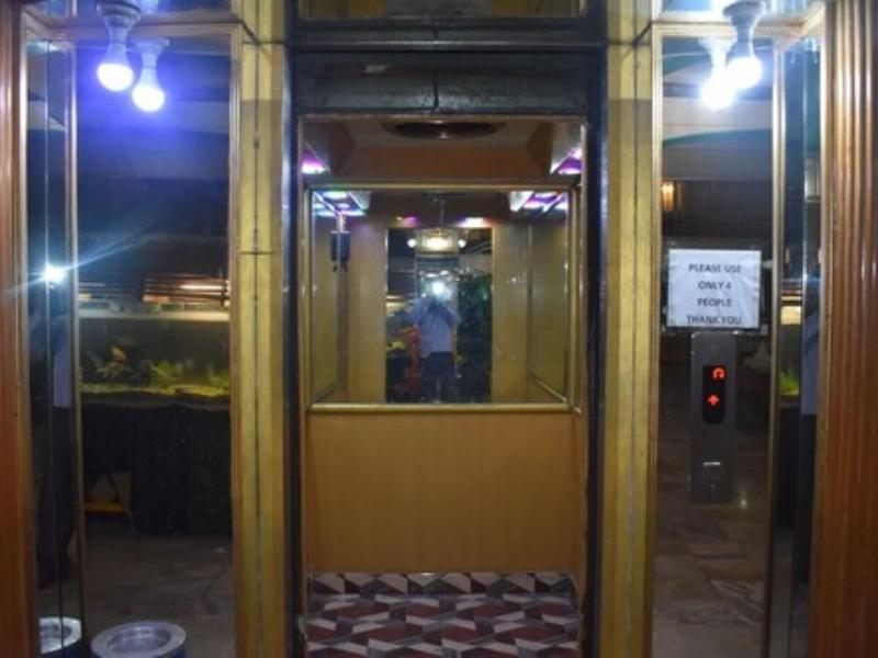 Hotel De Mall image