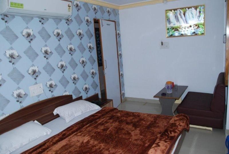 Hotel Aashiyana Restaurant 5