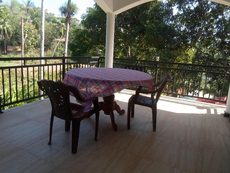 Amada Lake View Homestay image