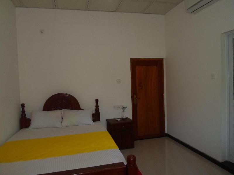 Amada Lake View Homestay image