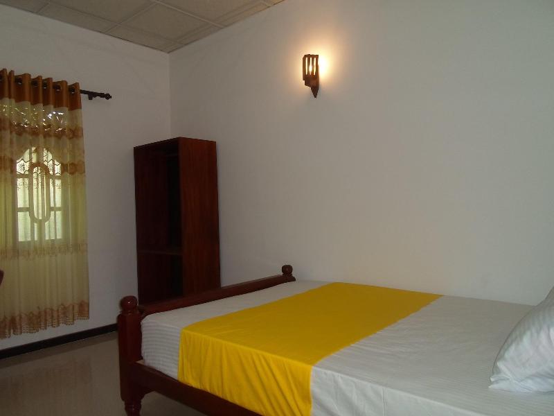 Amada Lake View Homestay image