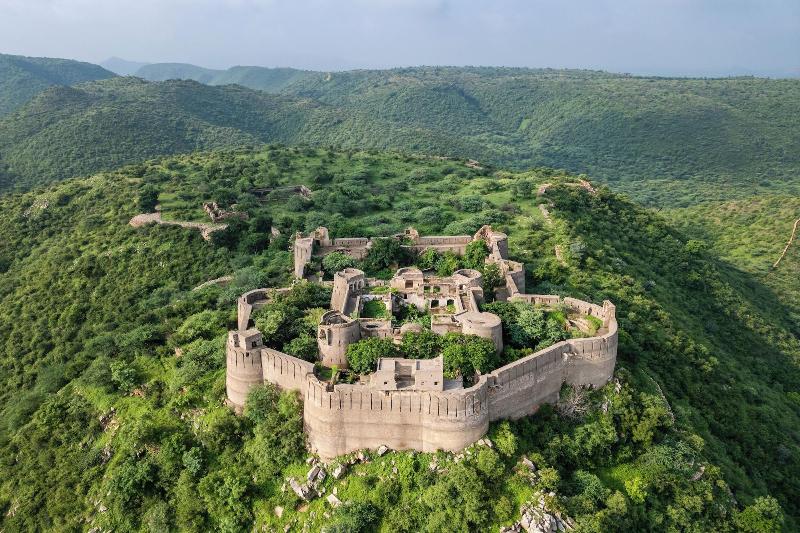 Dhula Garh A Heritage Hotel