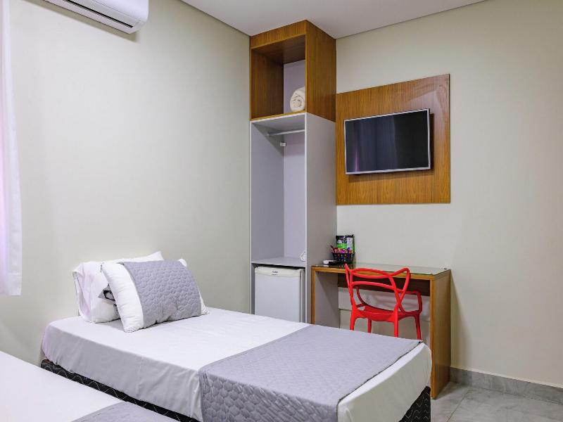Oyo Hotel Brisa Tropical Brasa Lia image