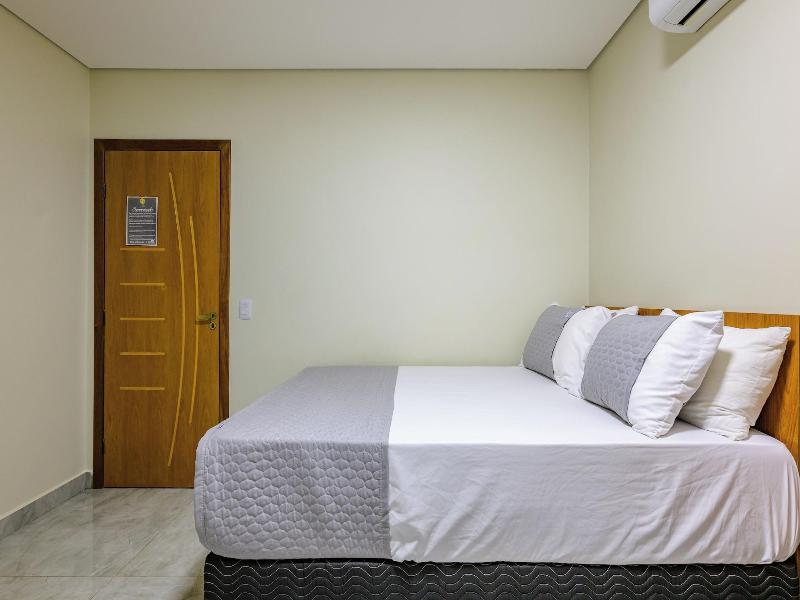 Oyo Hotel Brisa Tropical Brasa Lia image