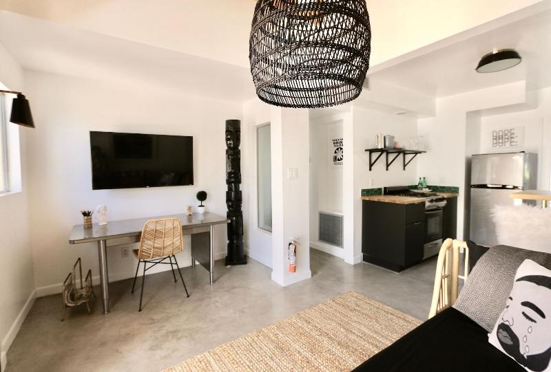 The Marley Hotel By Avantstay image