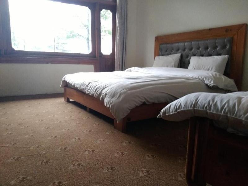 Tourist Inn Hotel Shogran image