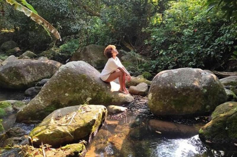 Ready Camp E Sua Tes Da Cachoeira image