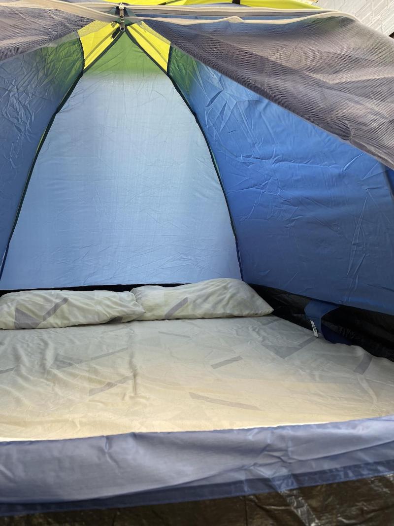 Ready Camp E Sua Tes Da Cachoeira image