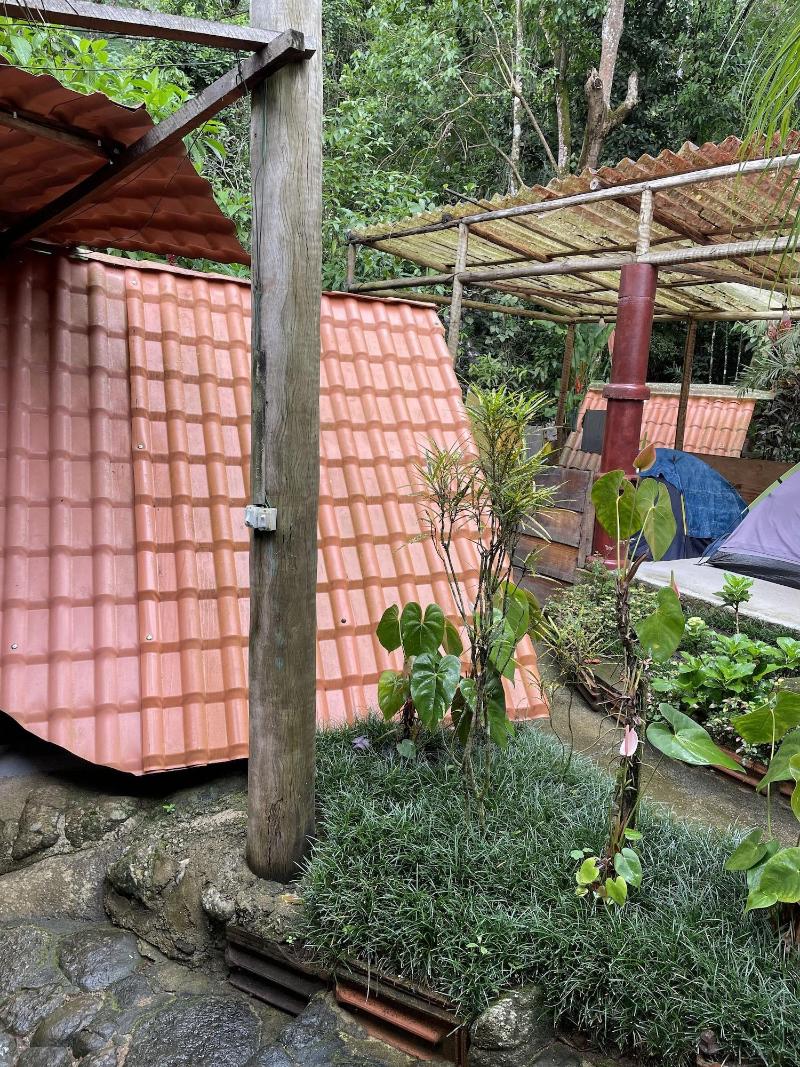 Ready Camp E Sua Tes Da Cachoeira image