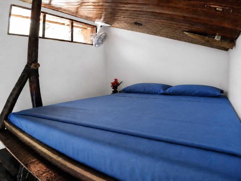 Ready Camp E Sua Tes Da Cachoeira image