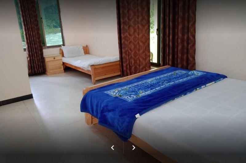Pameer Continental Hotel And Restaurant image
