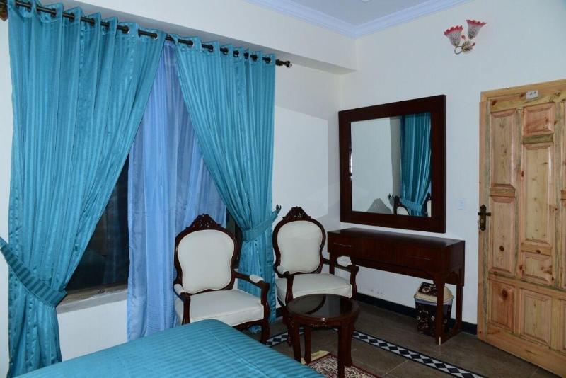 Canari Hotel Kashmir View image