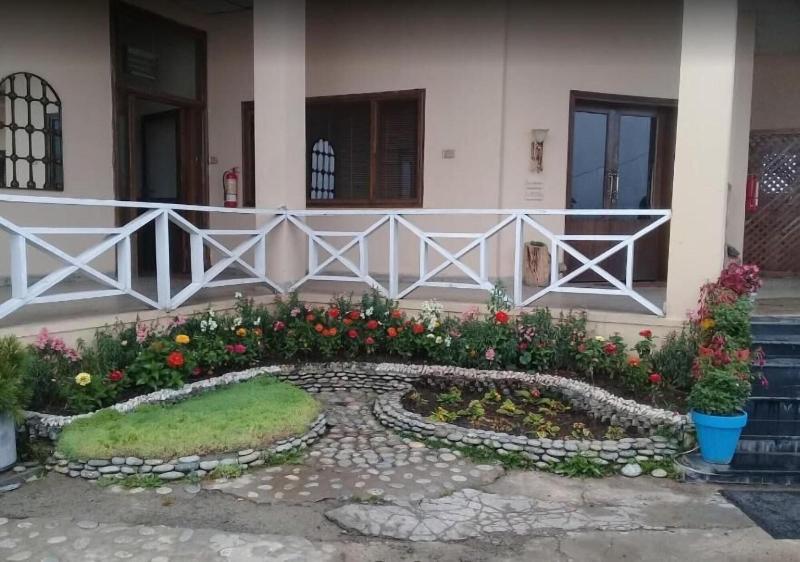 Lalazar Hotel image
