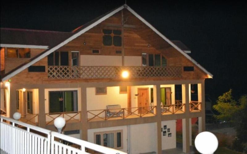 Lalazar Hotel image