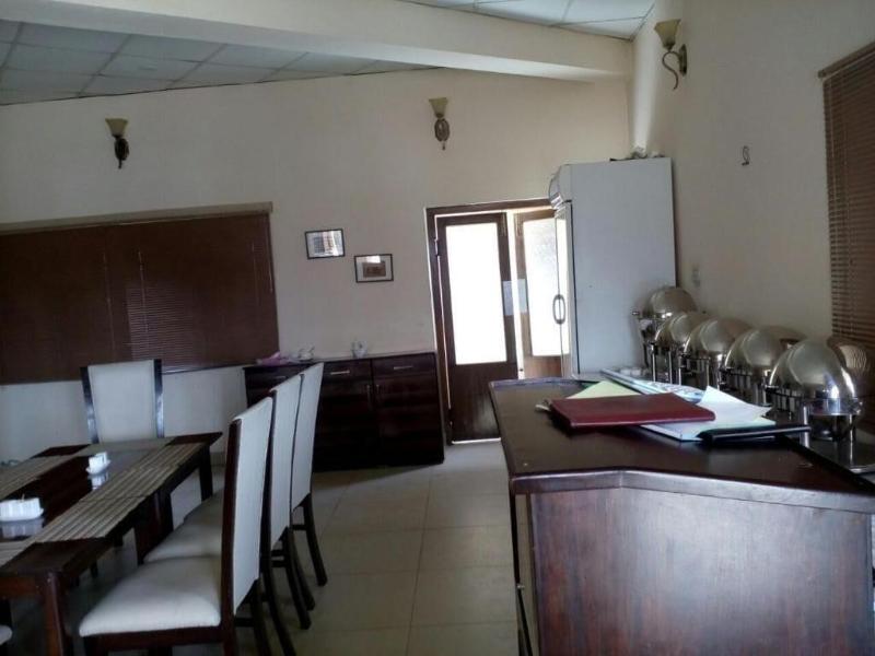 Lalazar Hotel image