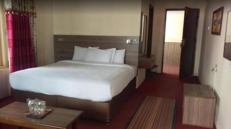 Lalazar Hotel image